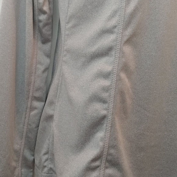 Reebok Quarter Zip Track Top Size Medium - Picture 9 of 12